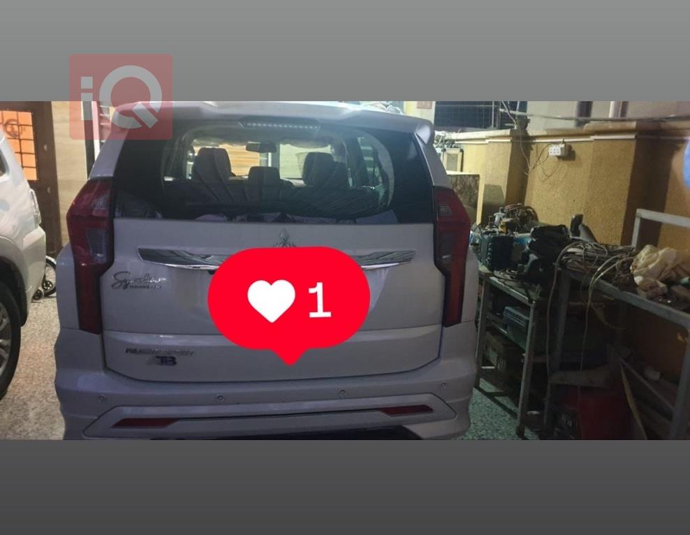 ميتسوبيشي باجيرو سبورت